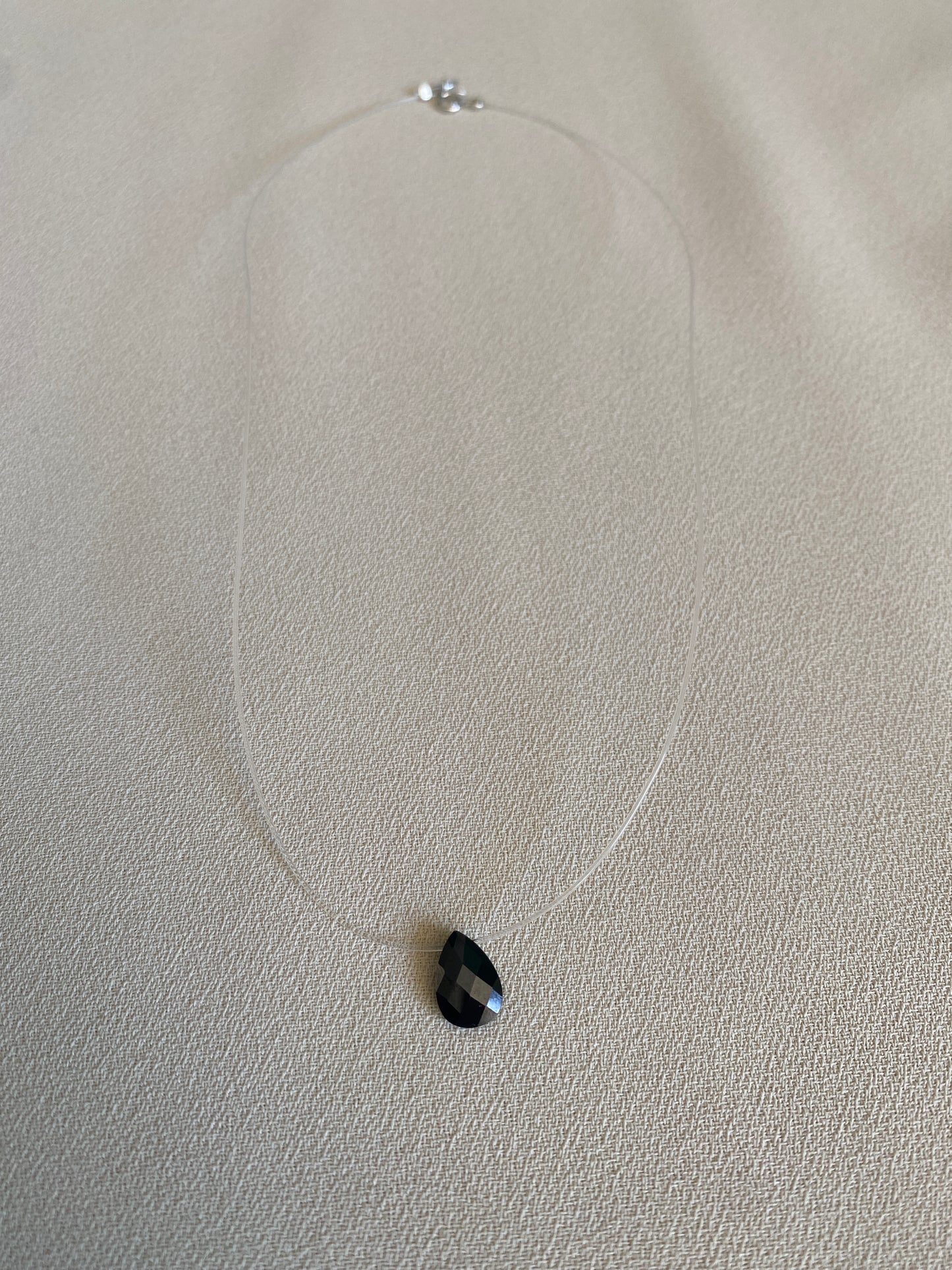 Collier Neelza